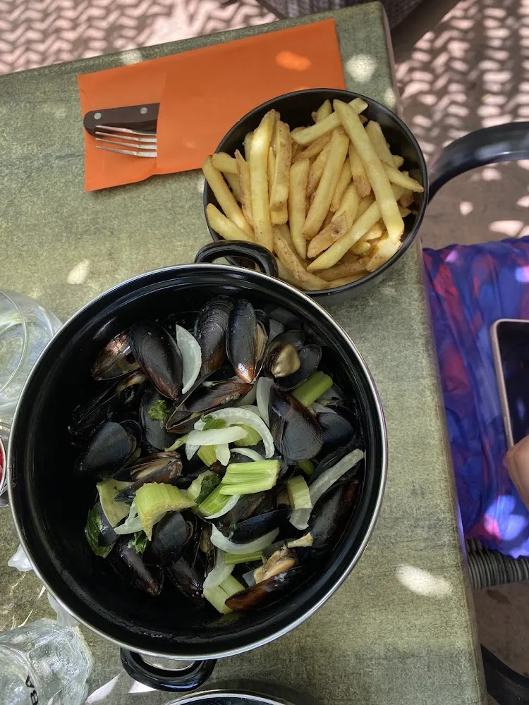 Moule Crème